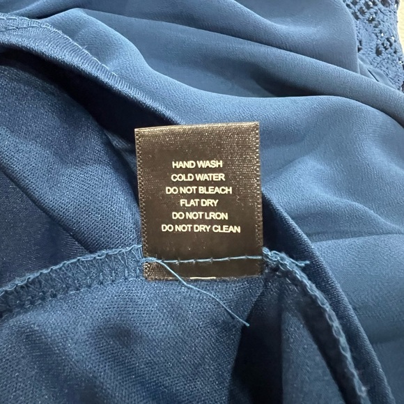 Double Zero Blue Bell Sleeve Romper - Picture 8 of 10